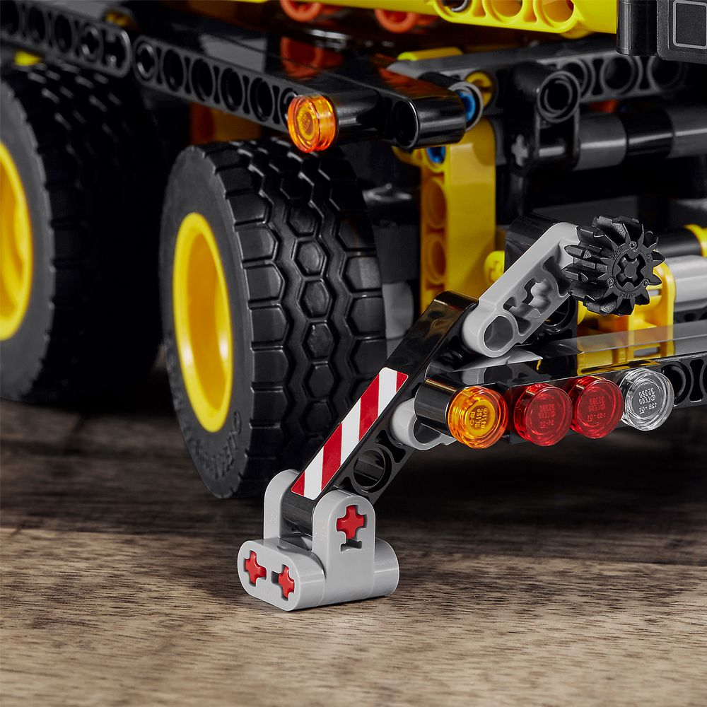 LEGO® Technic 42108 Pojízdný jeřáb