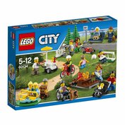 LEGO® City 60134 Zábava v parku - lidé z města